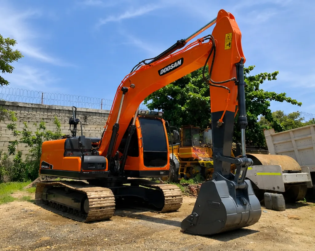 Retroexcavadora DX140