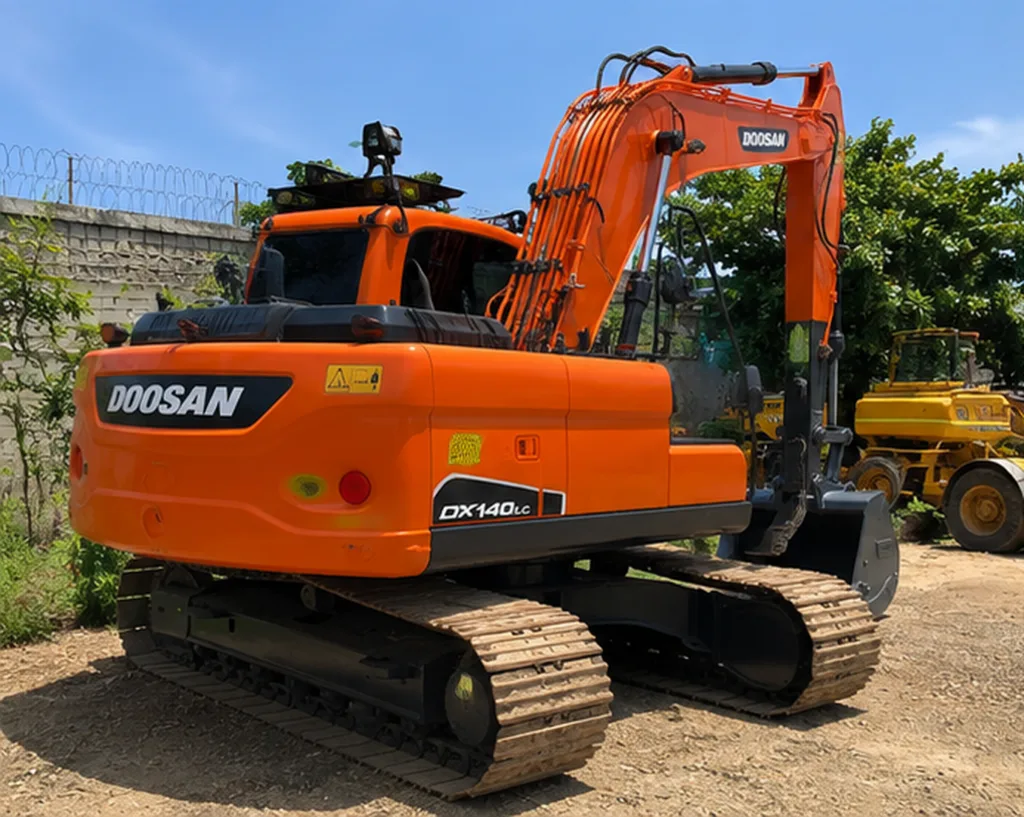 Retroexcavadora DX140